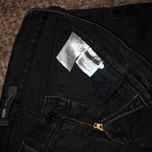 Levi’s 524 skinny capris